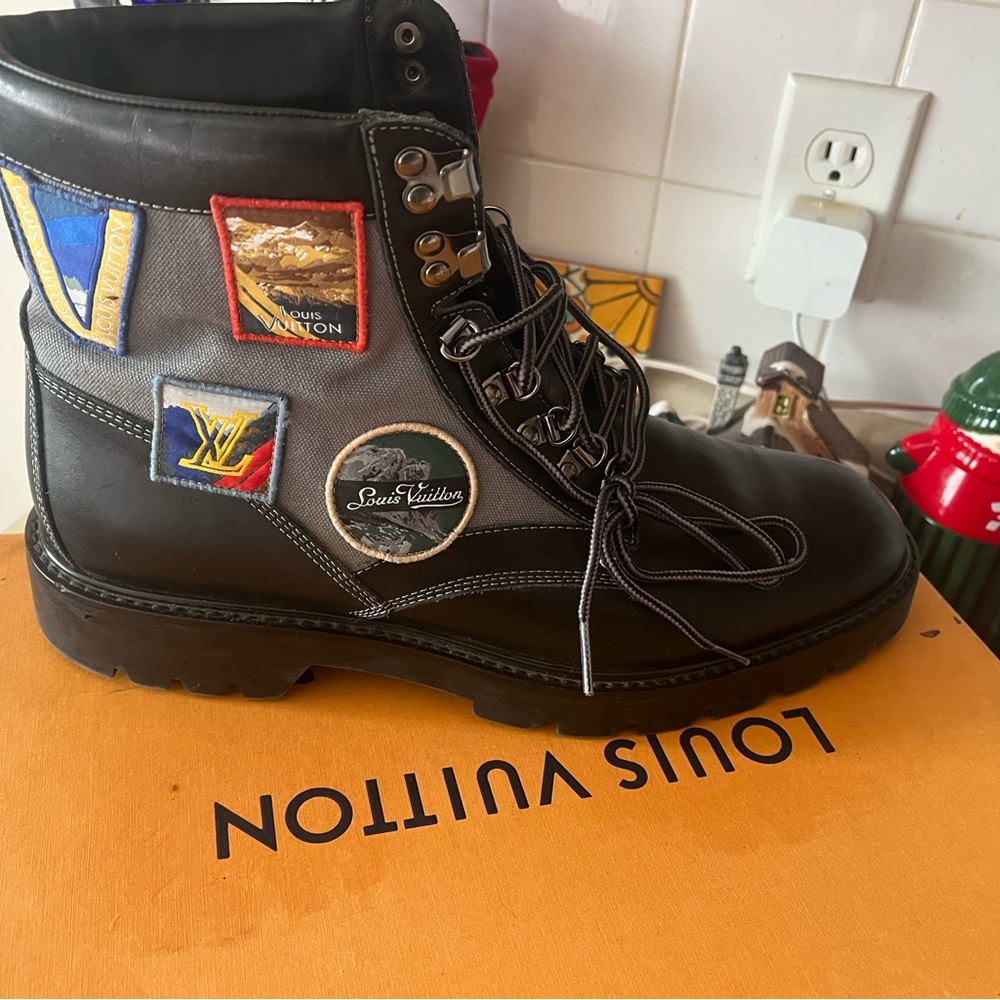 SALE  LV boots Alps Patches  Oberkampf Ankle Boot Size: 9.5 men’s/11.5 women’s.
